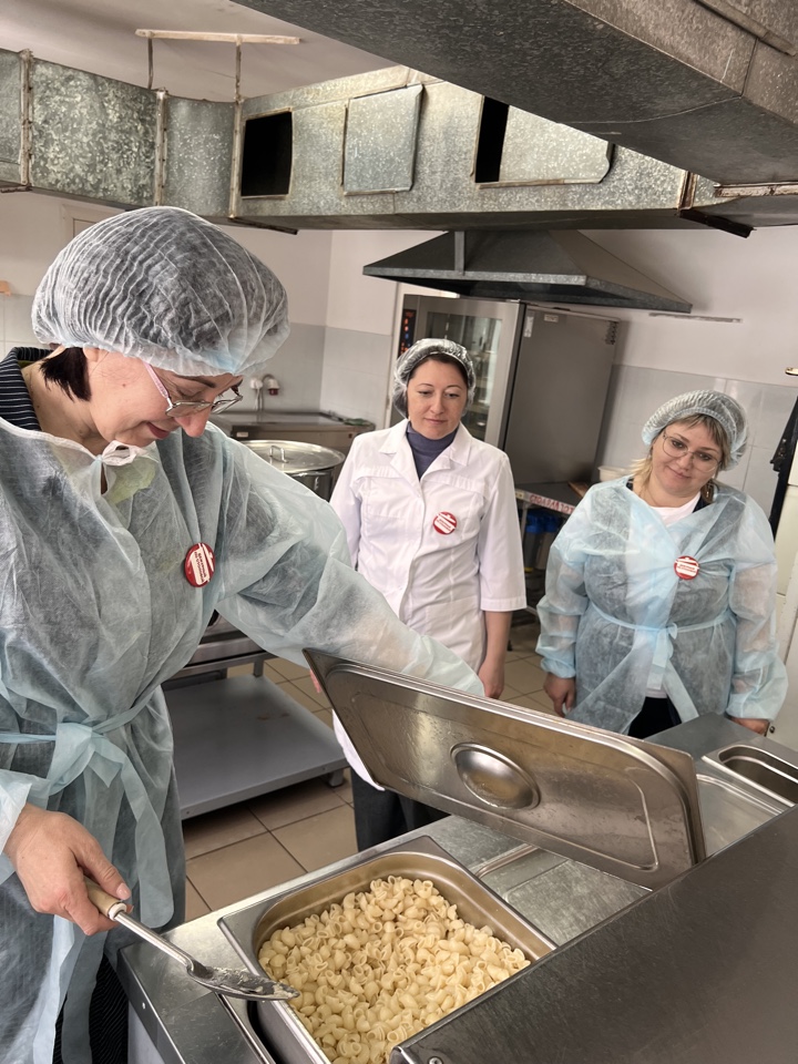 Проверка столовой родителями Проверка столовой родителями 3 0226